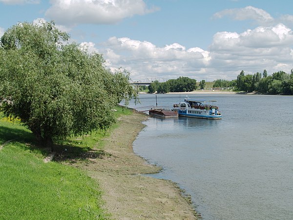 Image: Dniester in Bender 04