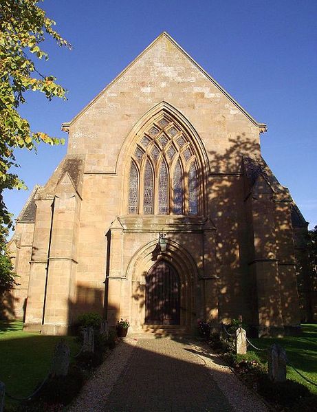 File:Dornoch Cathedral in Dornoch Sutherland Scotland (10004016206).jpg