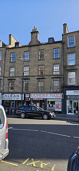 File:Dundee, 88, 90 Nethergate.jpg