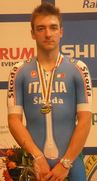 File:Elia Viviani 2011.jpg