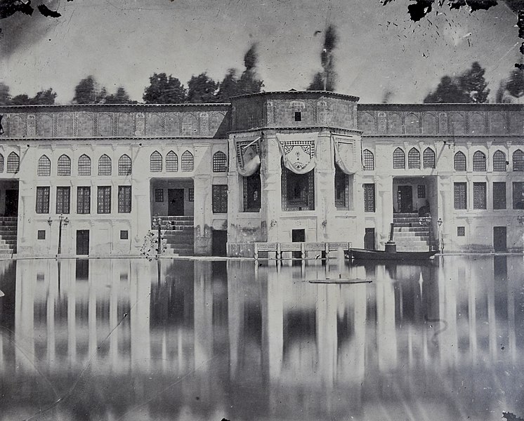 File:Emarat-e Khoroji 189-19 GolestanPalace.jpg