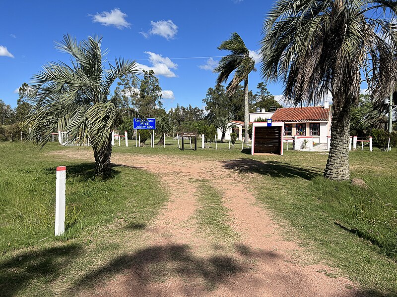 File:Escuela Rural 55 Julio Maria Sanz.jpg