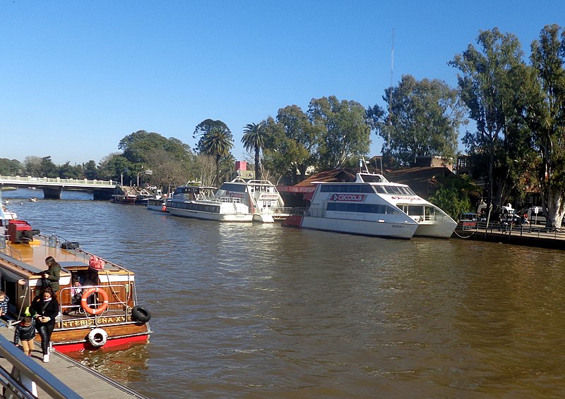 File:Estación Fluvial, Río Tigre.jpg