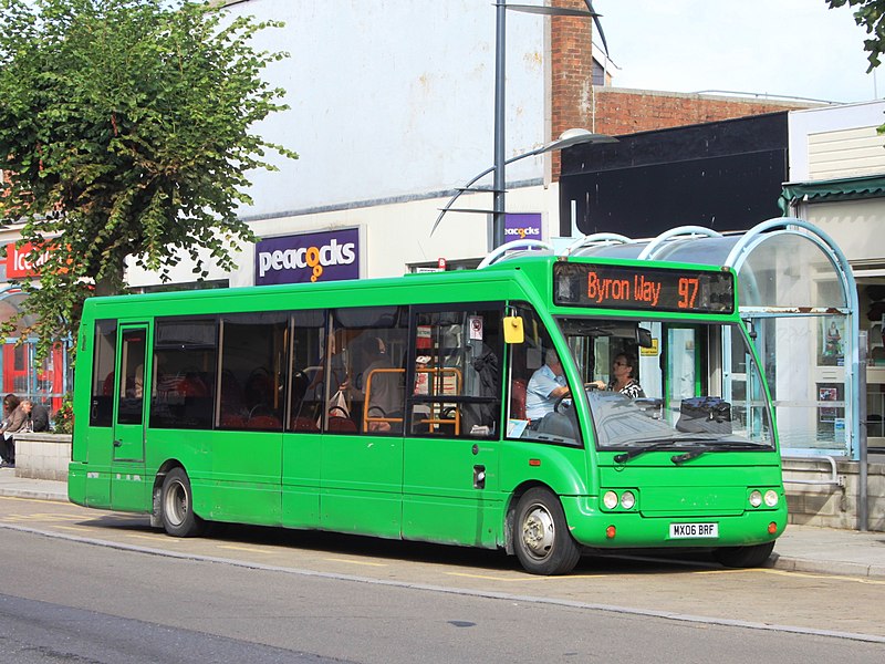 File:Exmouth Parade - Country Bus MX06BRF.JPG