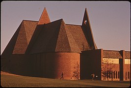 First Baptist Church, Harry Weese.