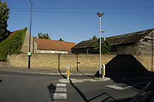 Farm buildings at the eastern end of Harmondsworth, July 2015. Farm buildings on the eastern end of Harmondsworth, western Middlesex, UK, July 2015.jpg