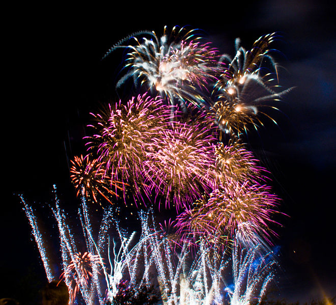 File:Fireworks in monterrey.jpg