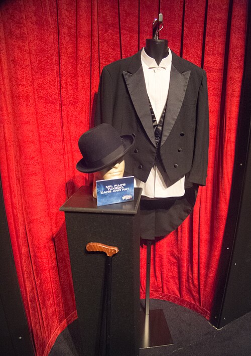 Mr. Fuji's attire at WrestleMania Axxess