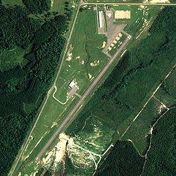 Florala Municipal Airport.jpg