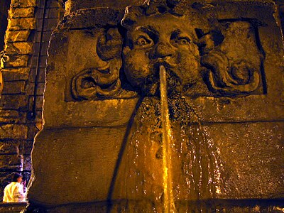 Fontana di Piazza di San Simeone, detalj.