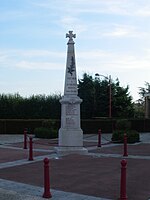 Monument aux morts[25]