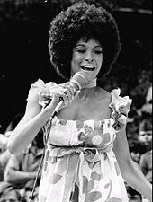 Payne performing at the Walter Reed Army Medical Center for a taping of The Ed Sullivan Show, 1970 Freda Payne 1970.JPG