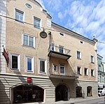 Town house, salt paver house