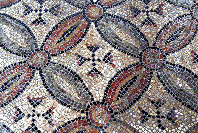 File:Grado St.Eufemia - Geometrisches Mosaik 5.jpg