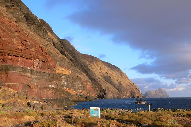 West coast of Deserta Grande Island, from nature reserve base. Grandeserta1.JPG