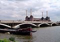 Мост Гросвенф, река Темза, Лондон, Англия.jpg