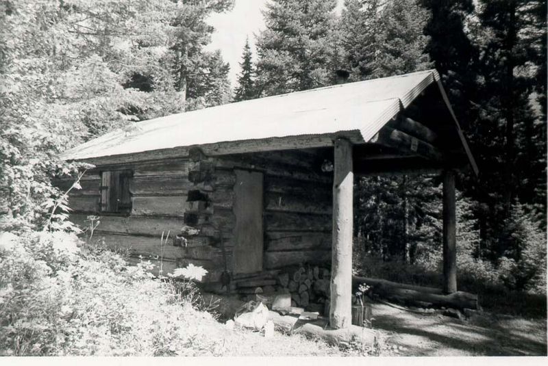 File:Harrison Lake Patrol Cabin NPS.jpg