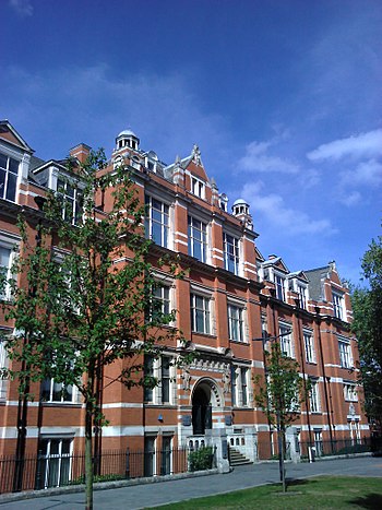 Hawthorn Building of De Montfort University.