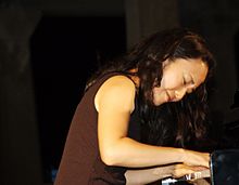 Sung performing in 2007