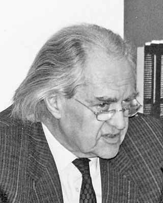 <span class="mw-page-title-main">Hilmar Hoffmann</span> German director, cultural politician and academic lecturer