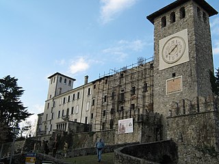 <span class="mw-page-title-main">Colloredo di Monte Albano</span> Comune in Friuli-Venezia Giulia, Italy