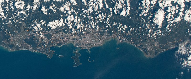 File:ISS064-E-026050 cropped.jpg