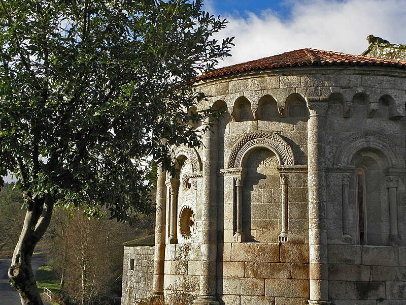 File:Igrexa de San Pedro de Vilanova.jpg