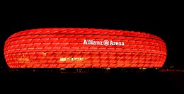 Illuminated Allianz Arena4.JPG