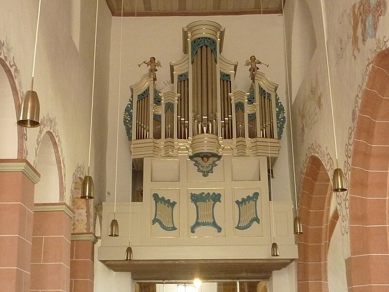 File:Interior of Stiftskirche St. Severus (Gemünden, Westerwald) (14).jpg