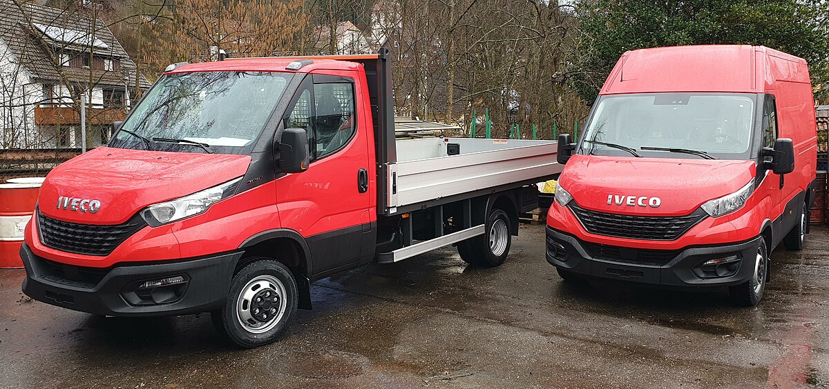 File:Iveco Daily pickup truck.jpg - Wikimedia Commons