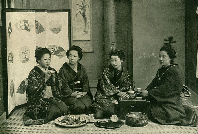 640px x 435px - Women in Japan - Wikipedia