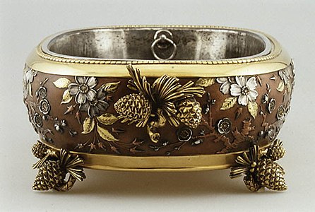 Jardinière, vers 1878, New York, Metropolitan Museum of Art.