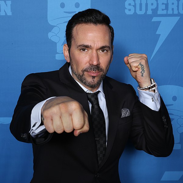 File:Jason David Frank (44471975230) (cropped).jpg