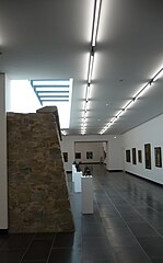 Kunsthalle mit freigelegter Stadtmauer