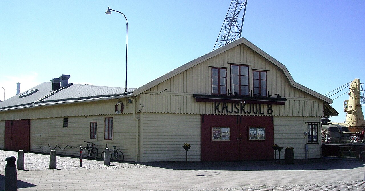 Kajskjul 8