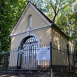 Kaplica stacji I Kalwarii Pszowskiej, 2012IX.jpg