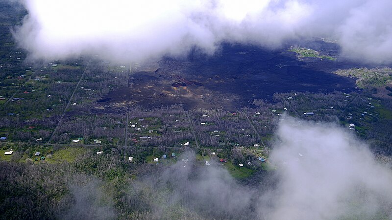 File:Kilauea Volcano Fissure 8 by Volkan Yuksel captured on May 4th 2019 P4280280.jpg
