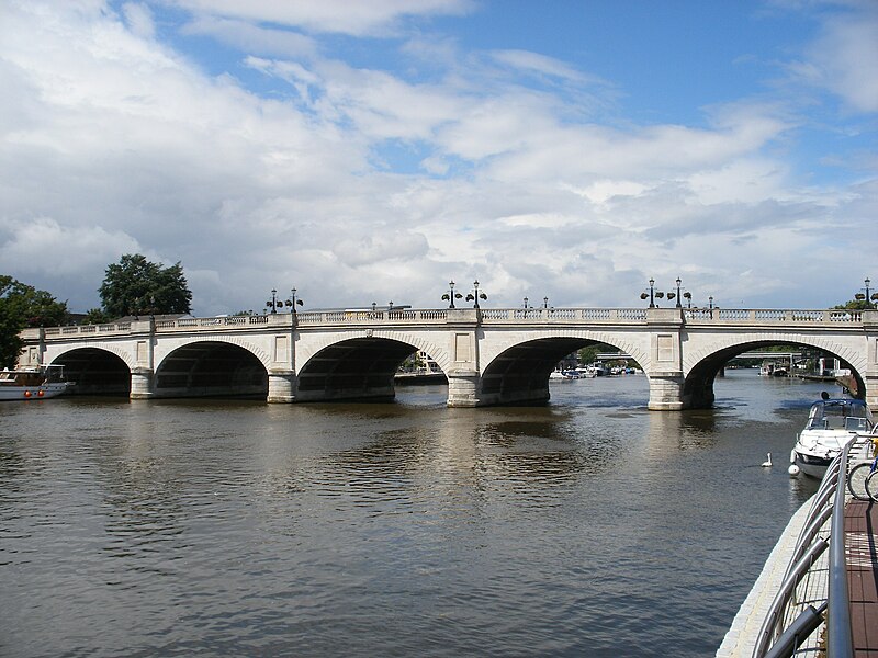 File:Kingston Bridge Kingston Side.JPG