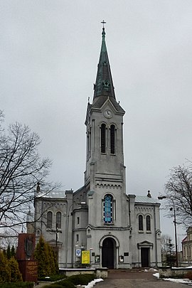 Kościół Świętych Apostołów Piotra i Pawła w Kamieńsku.jpg