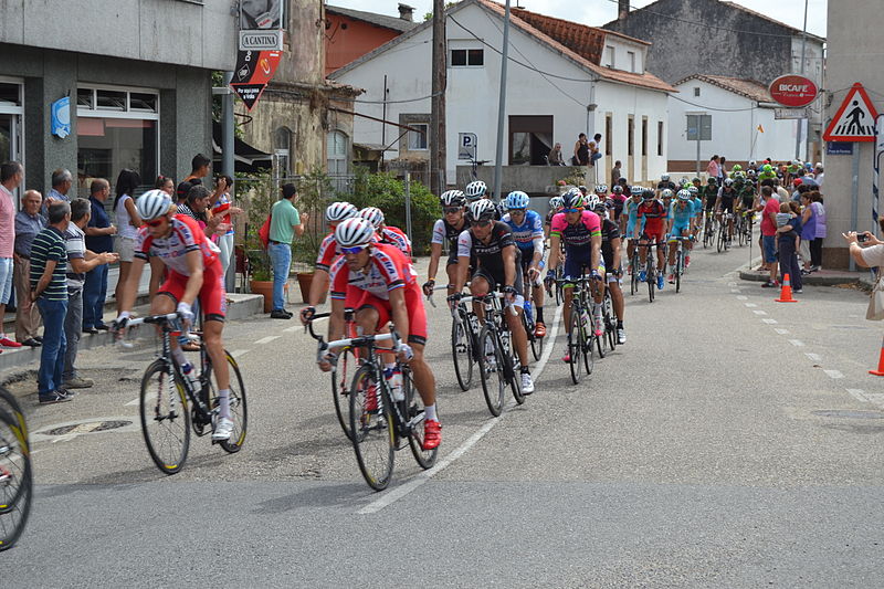 File:La Vuelta a España 2014 - O Rosal (143).JPG