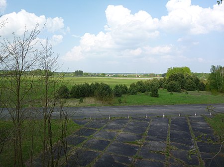 Lausitzflugplatz Flugfeld Shelter