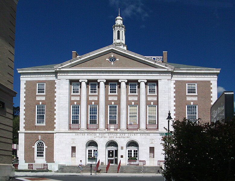 File:Littleton NH Courthouse and Post Office-2.jpg