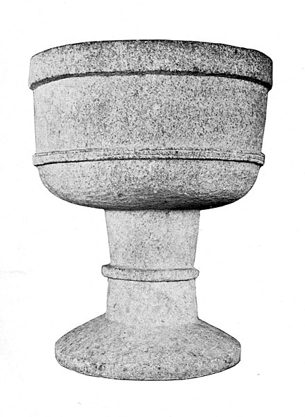 File:Lommelands kyrka Baptismal font.jpg