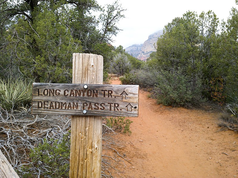 File:Long Canyon Trail, Sedona, Arizona - panoramio (8).jpg