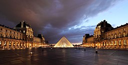 Louvre at dusk2