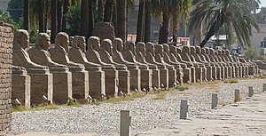 Luxor Temple 02.jpg