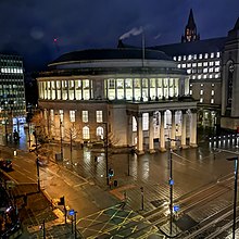 Manchester Central Library at night Manchester Central Library 2.jpg