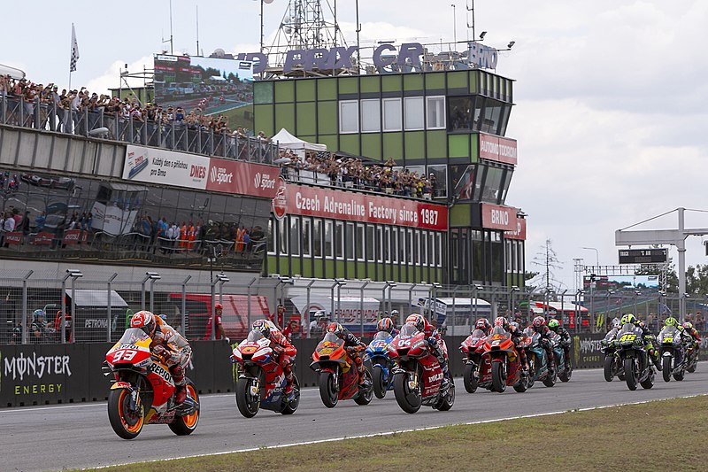 File:Marc Márquez leads the pack 2019 Brno.jpeg