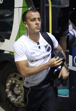 <span class="mw-page-title-main">Matheus Carvalho</span> Brazilian association football player