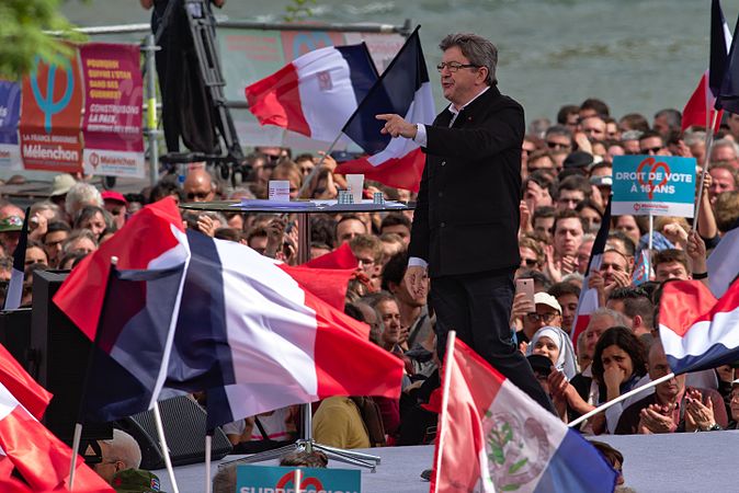 Français : Meeting politique de Jean-Luc Mélenchon à la prairie des Filtres de Toulouse, le 16 avril 2017. English: Political meeting of Jean-Luc Mélenchon in Toulouse, on 16 April 2017.